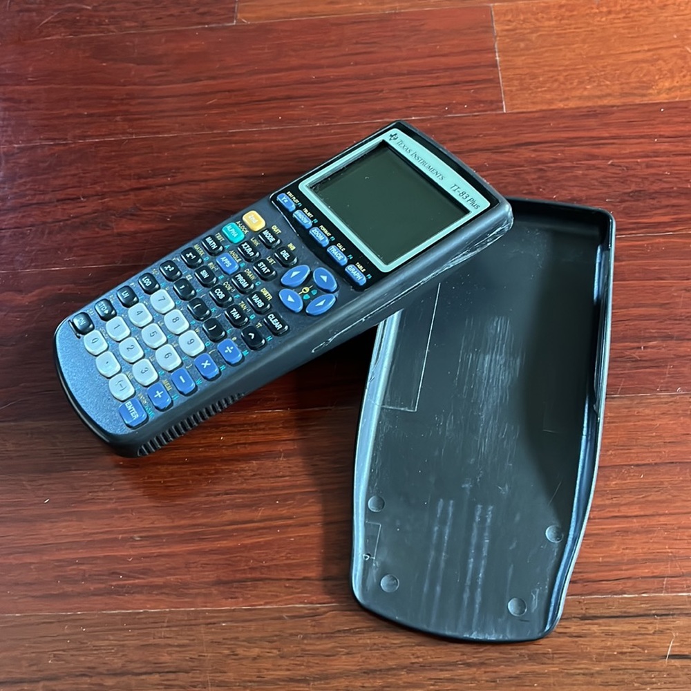 Texas Instruments TI-83 Plus - Picture 7 of 8